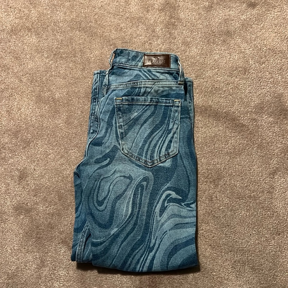 Hollister Switl pattern Jean